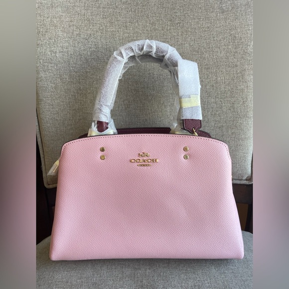 NWT！COACH COACH MINI LILLIE CARRYALL （COACH CF394）